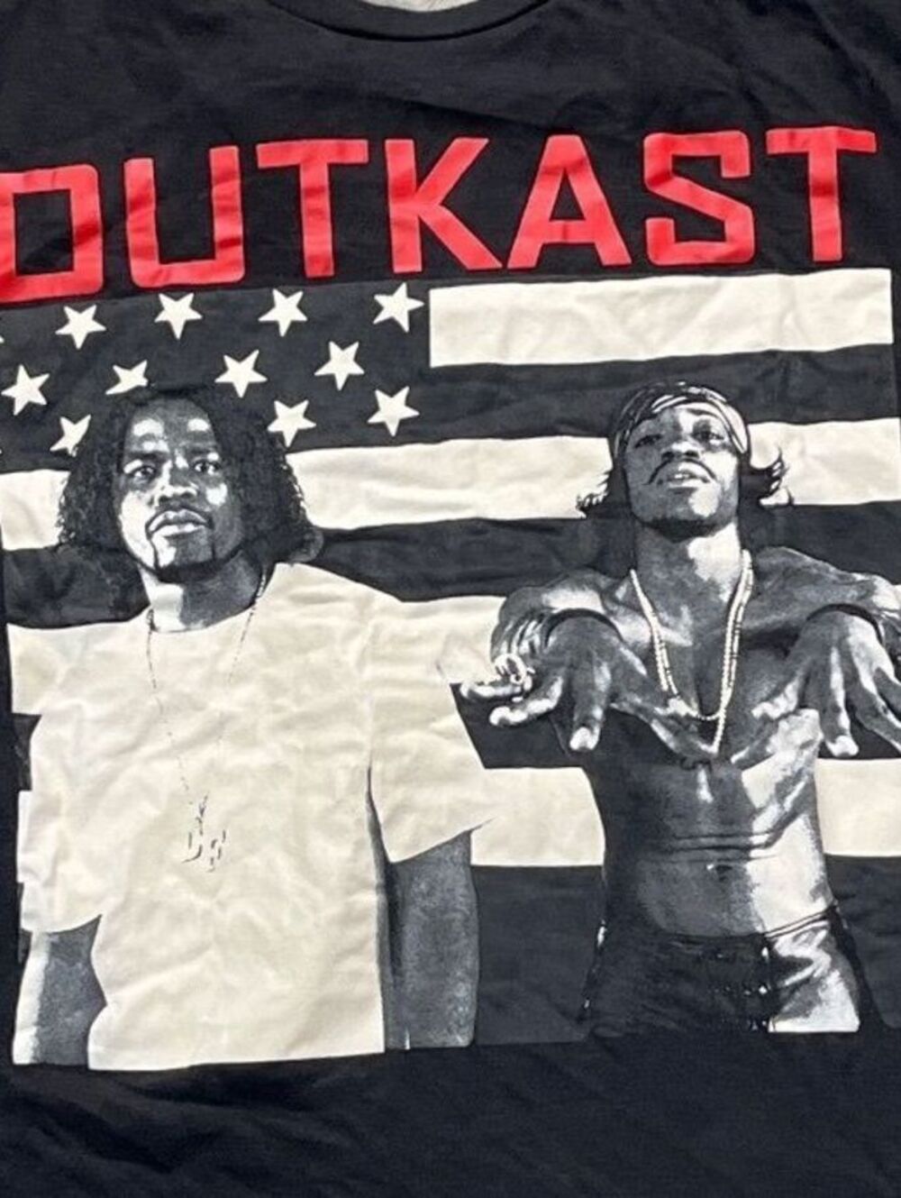 Outkast Preowned Large T-shirt